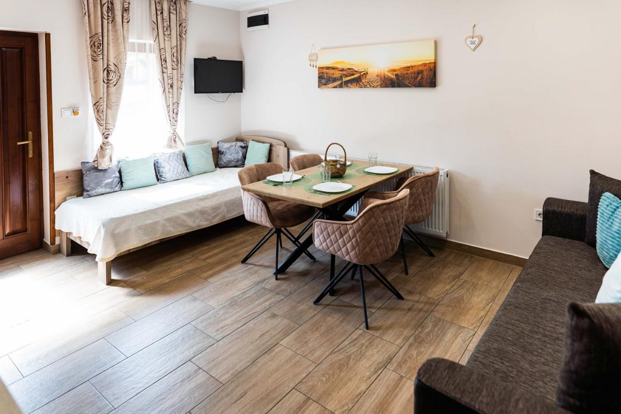 Allium Apartment Makó Екстериор снимка