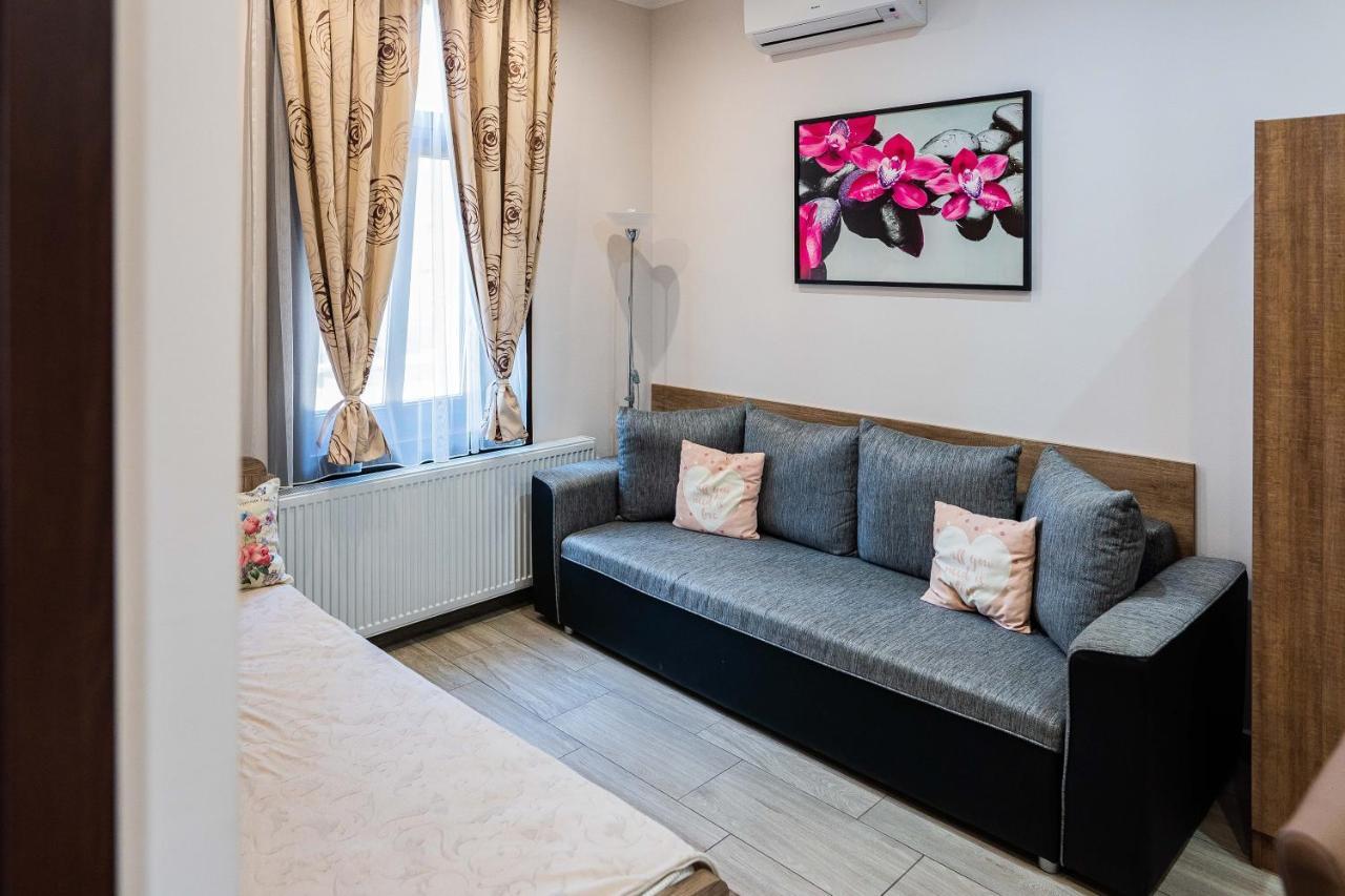 Allium Apartment Makó Екстериор снимка